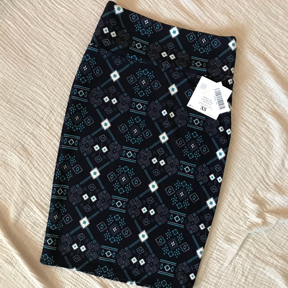 LuLaRoe Cassie Pencil Skirt